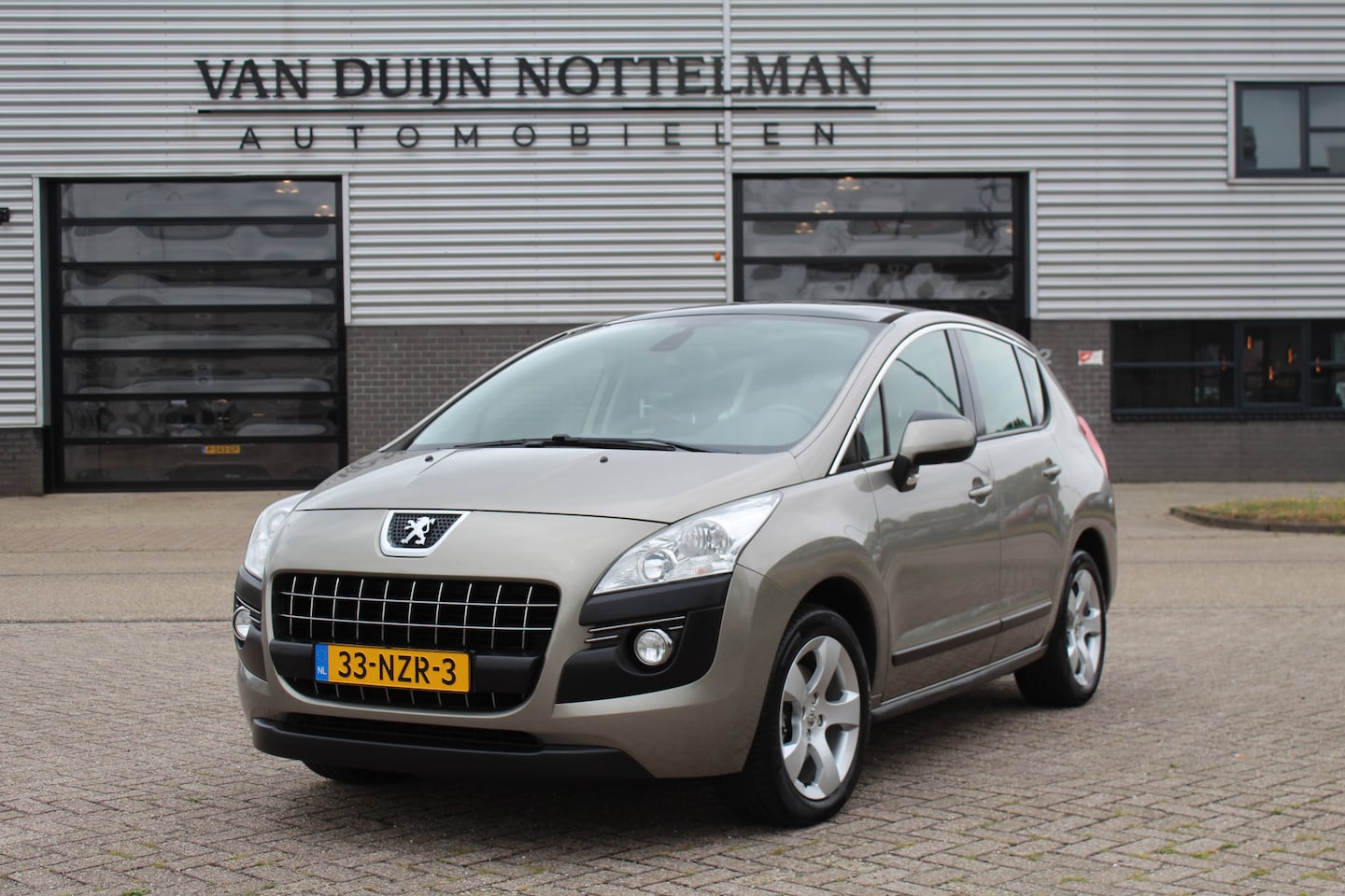 Peugeot 3008 - 1.6 THP ST / Panoramadak / Trekhaak / N.A.P. - AutoWereld.nl