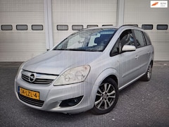Opel Zafira - 1.8 Business koude airco 7 personen uitvoering elektrische ramen stereo rijd heerlijk fijn