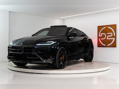 Lamborghini Urus - 4.0 V8 Hybrid SE 800PK | Ad Personam | Nero Helene | Nero Ade/Arancio Leoni | Bang&Olufsen