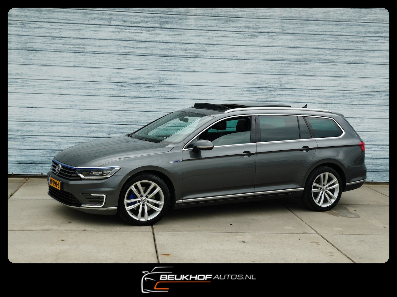 Volkswagen Passat Variant - 1.4 TSI GTE Highline Pano Soh 92% - AutoWereld.nl