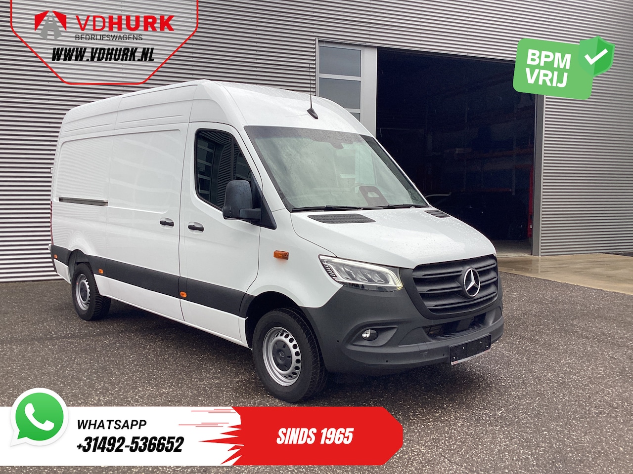Mercedes-Benz Sprinter - 317 CDI Aut. L2H2 Gev.stoel/ 270Gr.deuren/ Stoelverw./ Cruise/ Navi/ Camera/ PDC - AutoWereld.nl