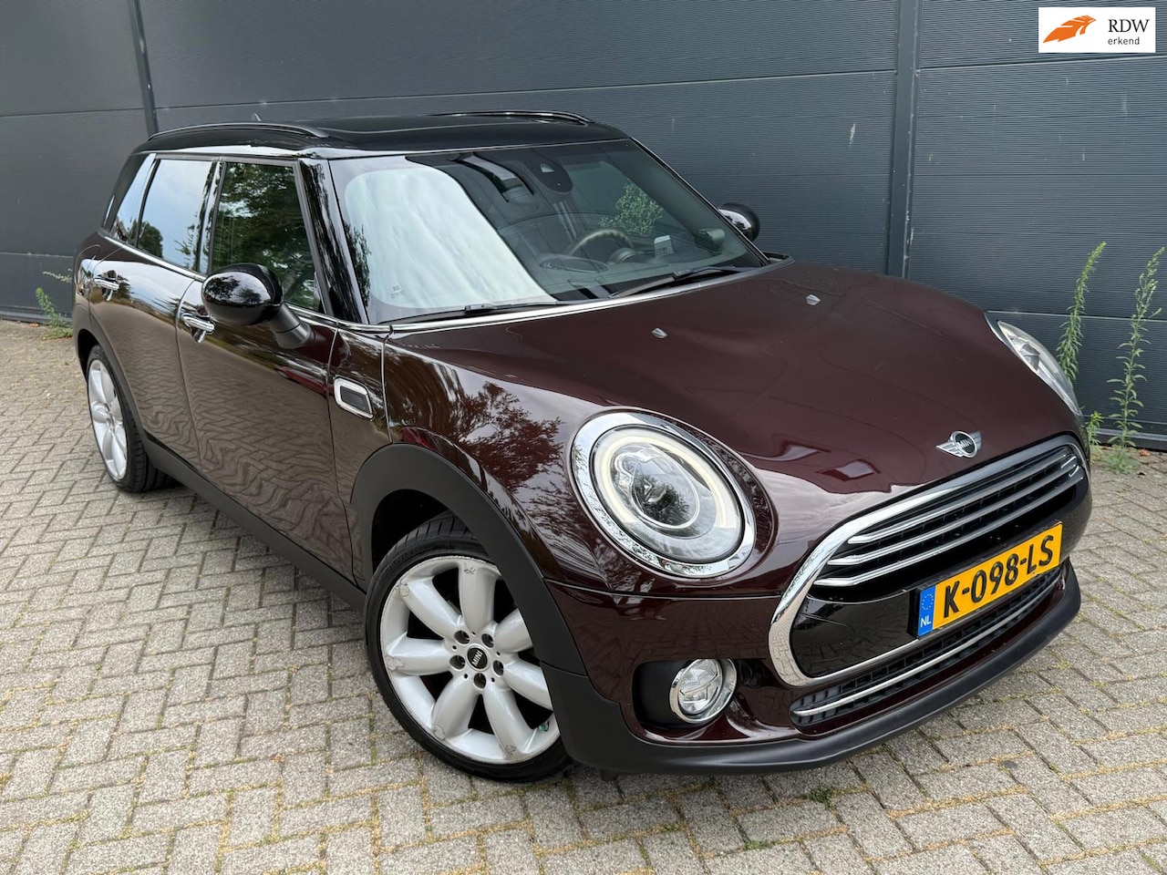 MINI Clubman - /Automaat/navi/panoramadak/Airco/Cruise/Leer - AutoWereld.nl