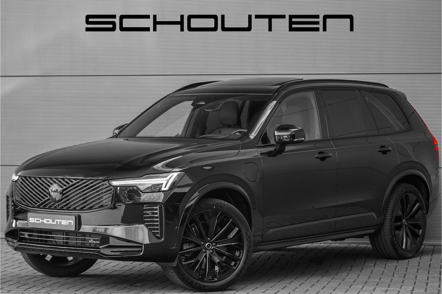 Volvo XC90 - 2.0 T8 Plug-in AWD Ultra Black 7p Model 2026 B&W Pano Massage Stoelventilatie Trekhaak - AutoWereld.nl