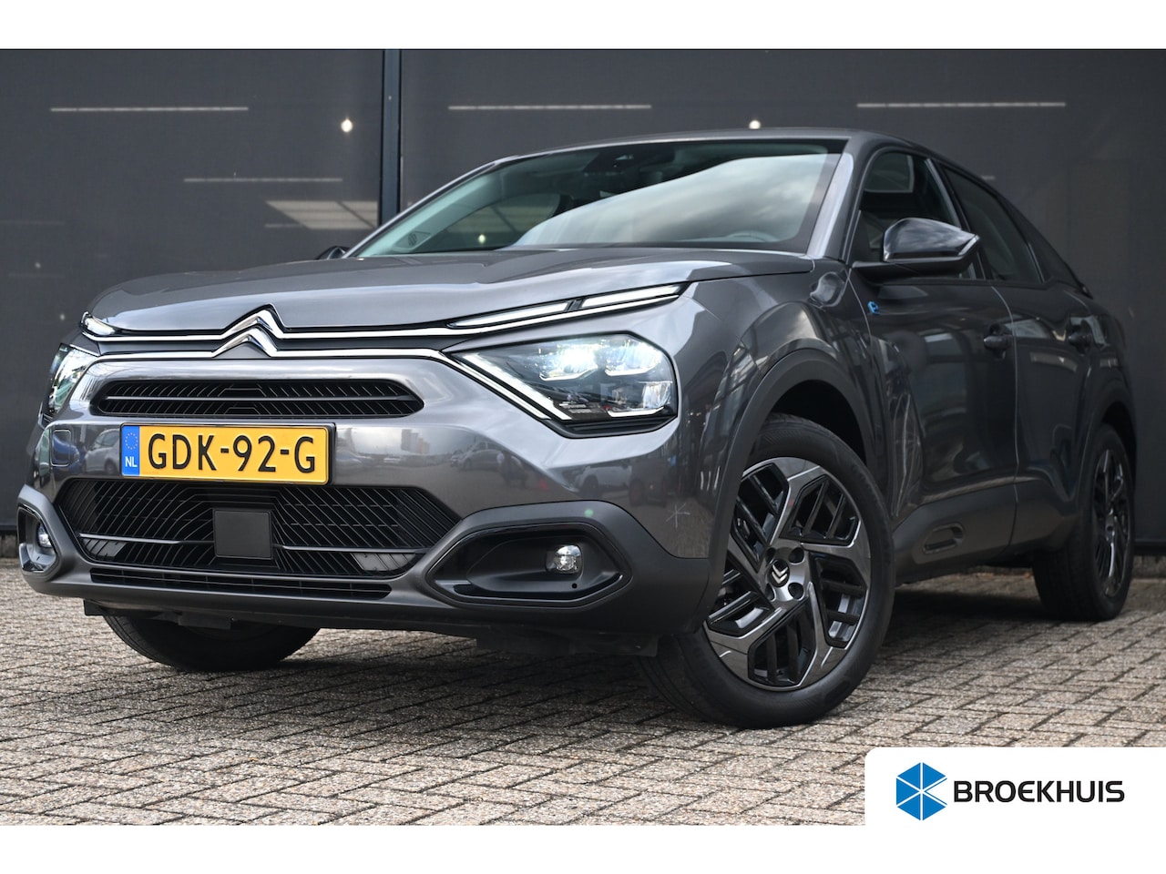 Citroën Ë-C4 - You 50 kWh 96%SOH! 3 Fase | Navigatie by App | Achteruitrijcamera | Climate Control | Full - AutoWereld.nl