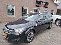 Opel Astra Wagon - 1.6 Cosmo. O.a. cruise, airco, navi, Zeer netjes en zeer goed onderhouden. Nieuwe APK. Boe