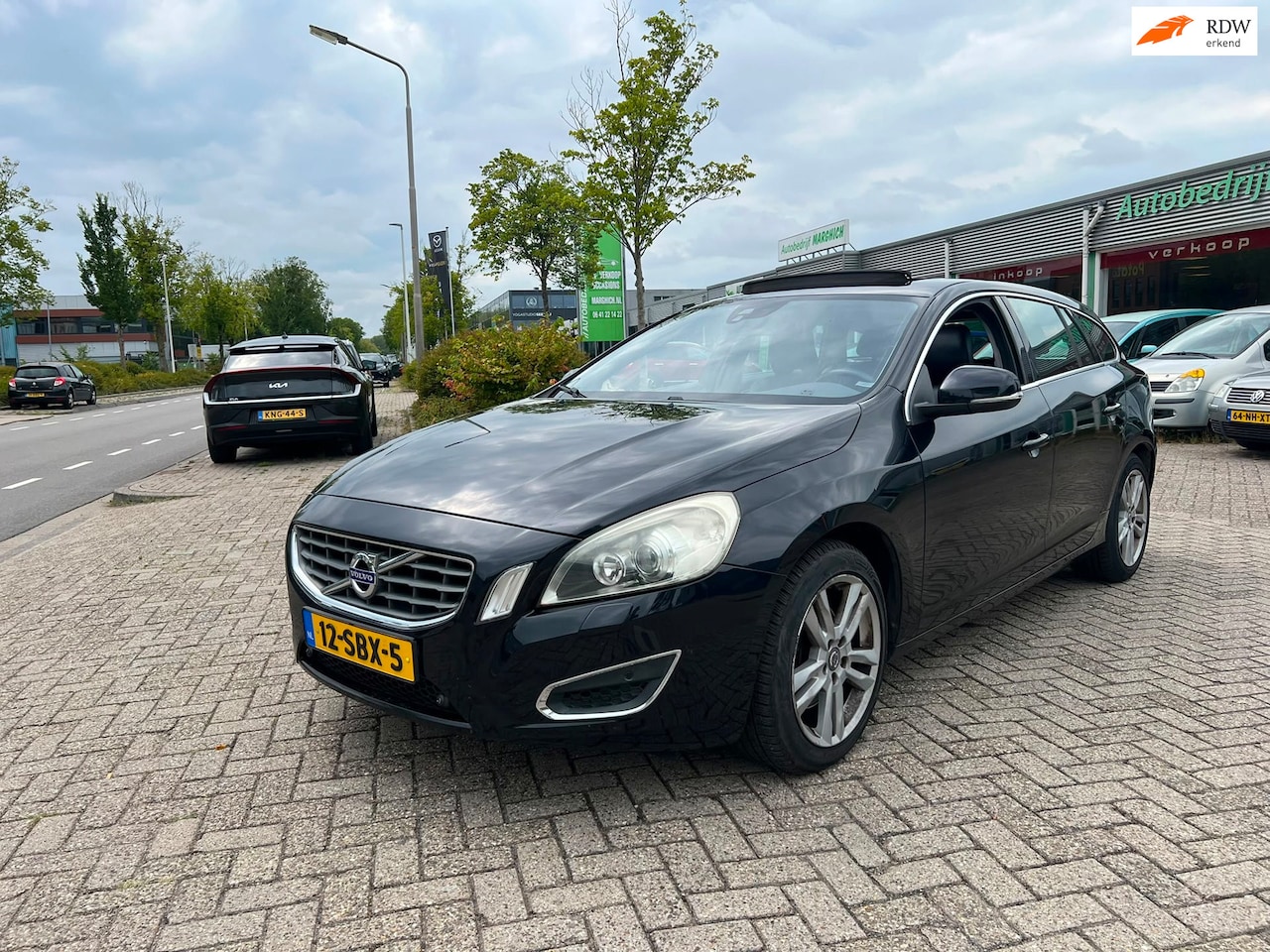 Volvo V60 - 2.0 D3|PANODAK|CAMERA| - AutoWereld.nl