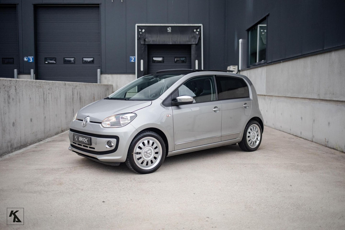 Volkswagen Up! - 1.0 2015 | High Up! 75PK | Pano | Automaat - AutoWereld.nl