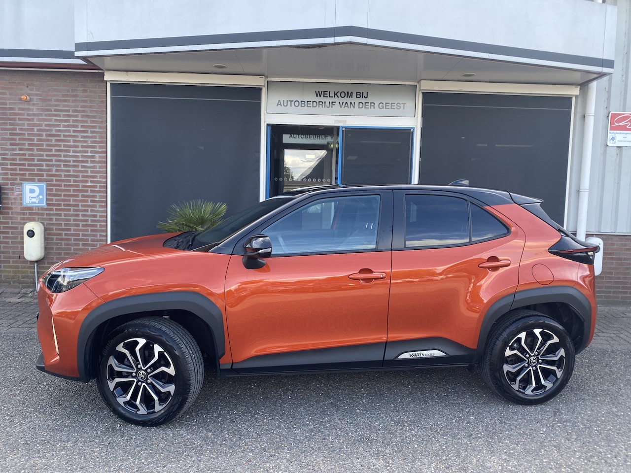Toyota Yaris Cross - 1.5 Hybrid Dynamic Spice Edition - AutoWereld.nl