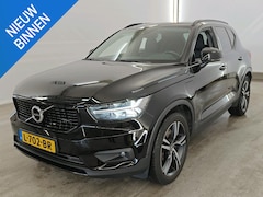 Volvo XC40 - 1.5 T4 RECHARGE R-DESIGN EXPRESSION (86% SOH) I P-CAMERA I NAVIGATIESYSTEEM I STOELVERWARM