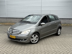 Mercedes-Benz B-klasse - 200 (INRUILKOOPJE) (VERSNELLINGBAK SLIPT)