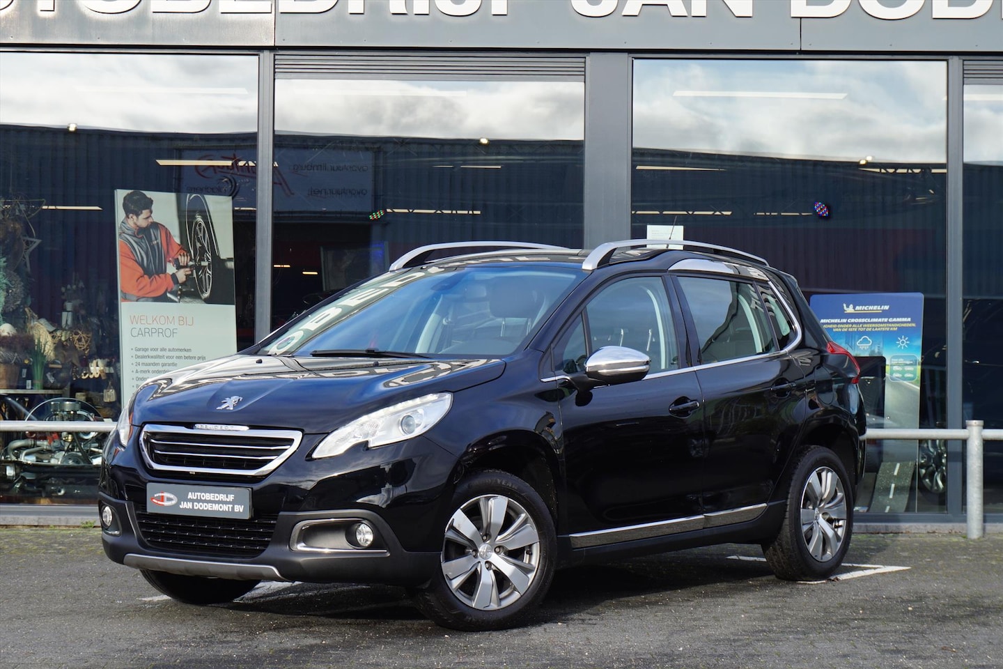 Peugeot 2008 - 1.2 VTI 60KW/82PK Premium Cl airco , cruise controle - AutoWereld.nl
