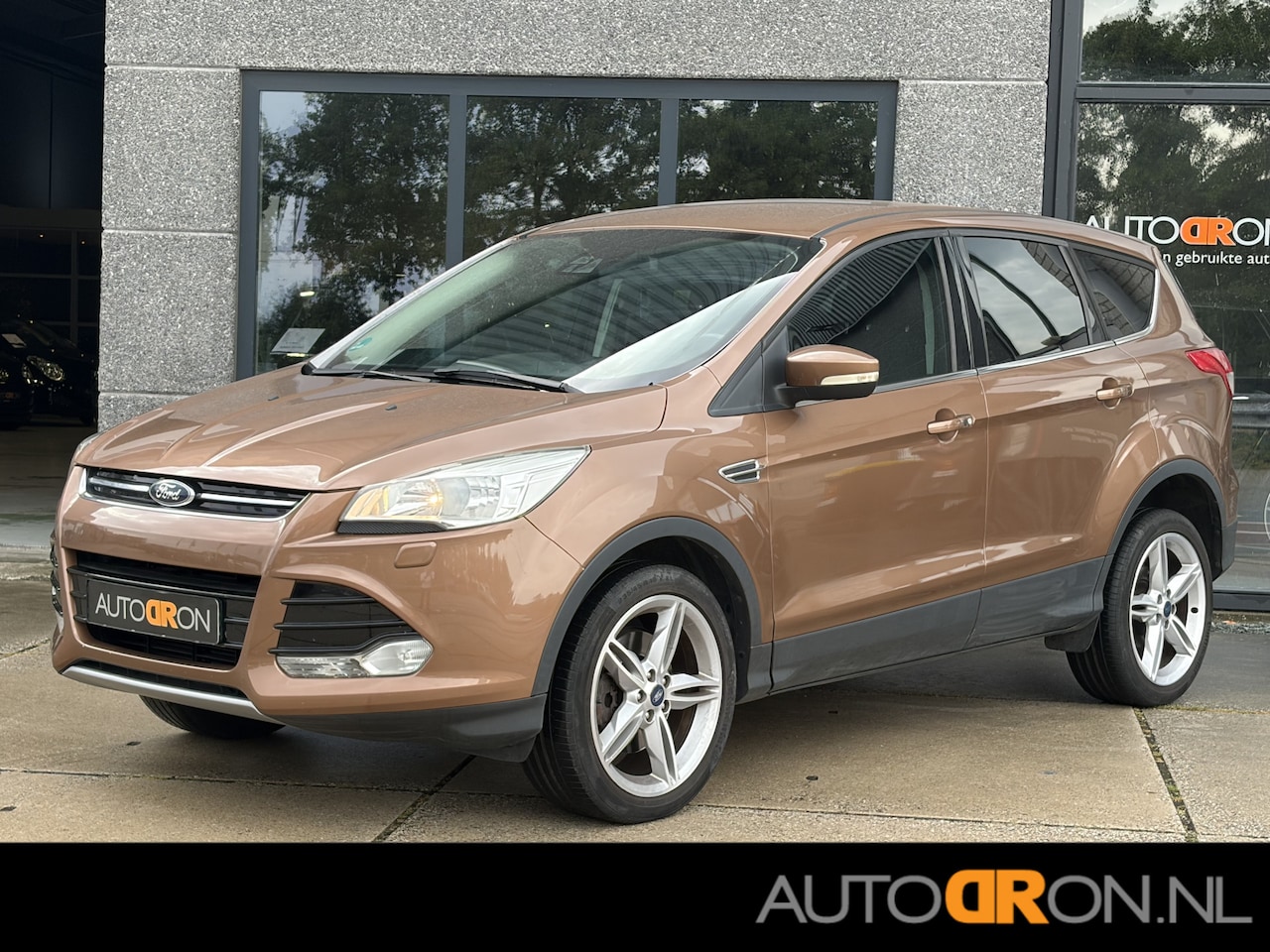 Ford Kuga - 1.6-16v Ecoboost 183 Pk 4 WD Automaat Titanium Trekhaak Dealer Onderhouden - AutoWereld.nl