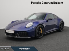 Porsche 911 - Carrera 4 GTS