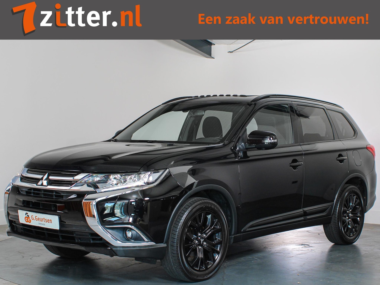 Mitsubishi Outlander - 2.0 Instyle 7-Persoons Schuifkanteldak, Trekhaak, LED, Cruise Control - AutoWereld.nl