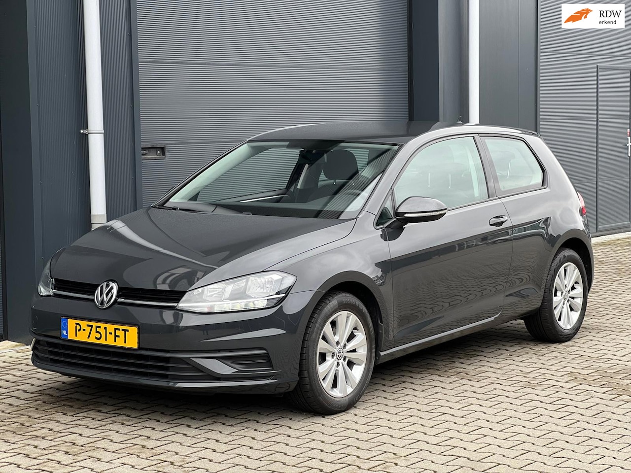 Volkswagen Golf - 1.0 TSI TRENDLINE BJ018 AIRCO FACELIFT - AutoWereld.nl