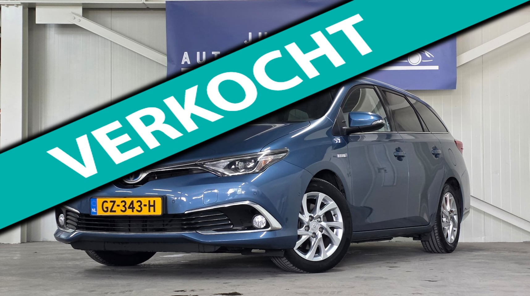 Toyota Auris Touring Sports - 1.8 Hybrid Lease Volledig Dealer Onderhouden pro Pano LED Navi Mooi! - AutoWereld.nl
