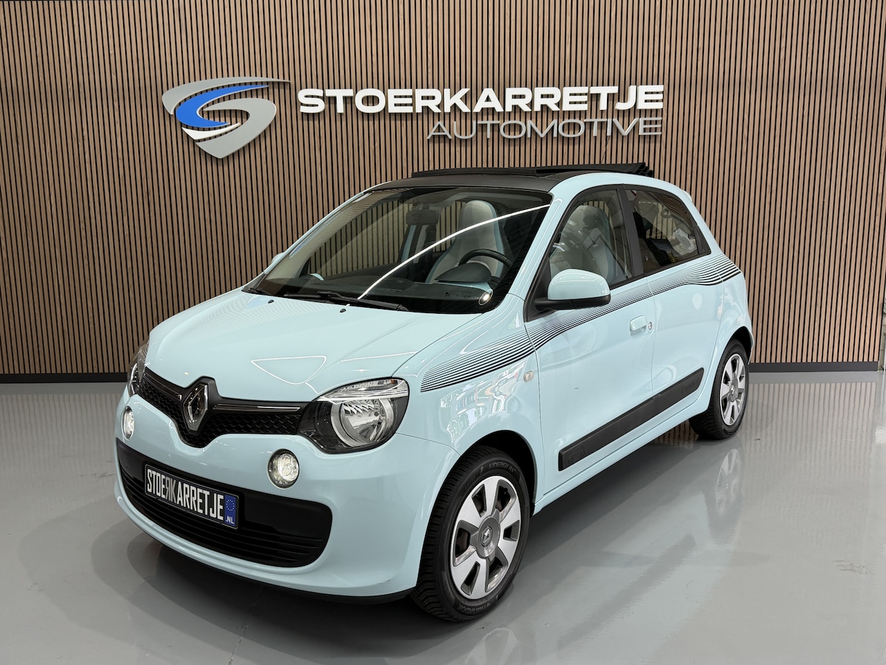 Renault Twingo - 1.0 SCe 70pk Expression | Airco | Cabrio dak | Elektrische ramen | Cruise | Keurig nette a - AutoWereld.nl