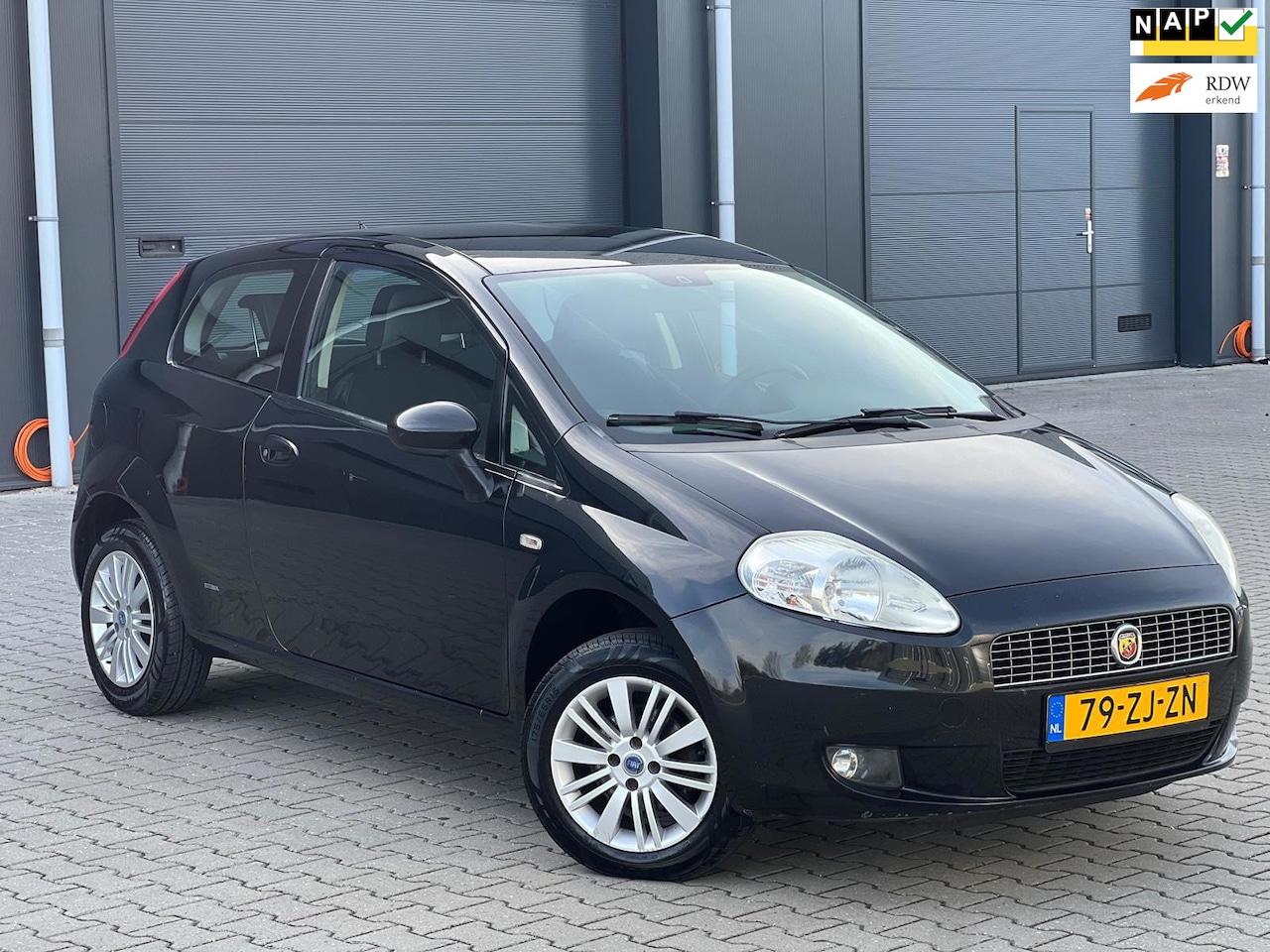 Fiat Grande Punto - 1.4 DYNAMIC BJ08 AIRCO LMV - AutoWereld.nl