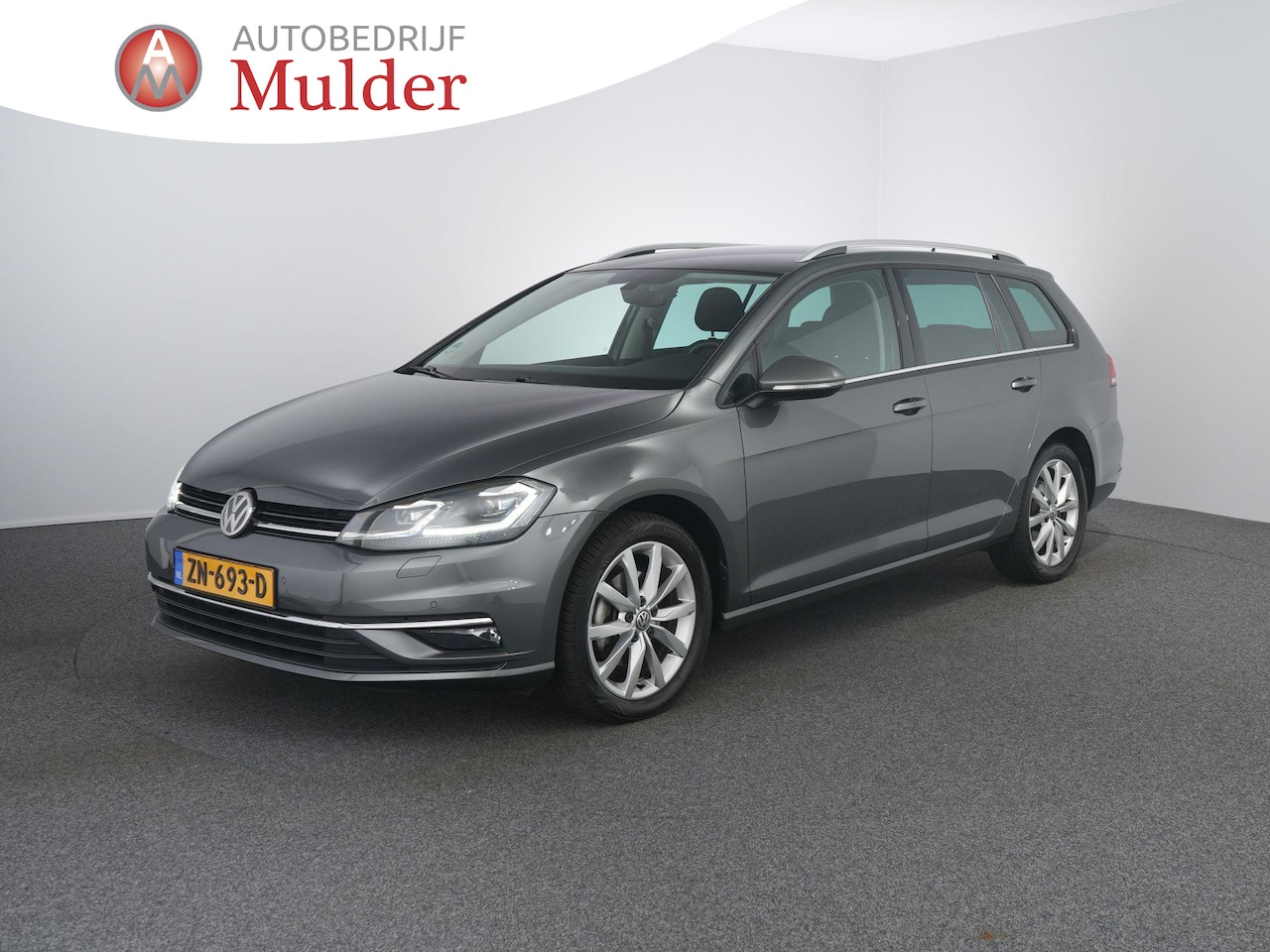 Volkswagen Golf - 1.5 TSI Highline Business R | Trekhaak afneembaar | Winterpakket | ACC | Ergostoel | - AutoWereld.nl