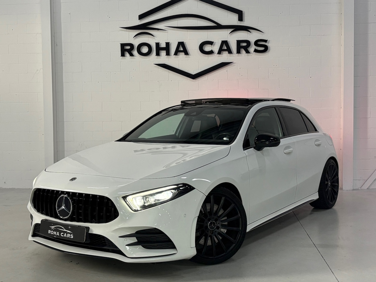 Mercedes-Benz A-klasse - 250 Premium Plus AMG, Pano, Sfeer, Night - AutoWereld.nl