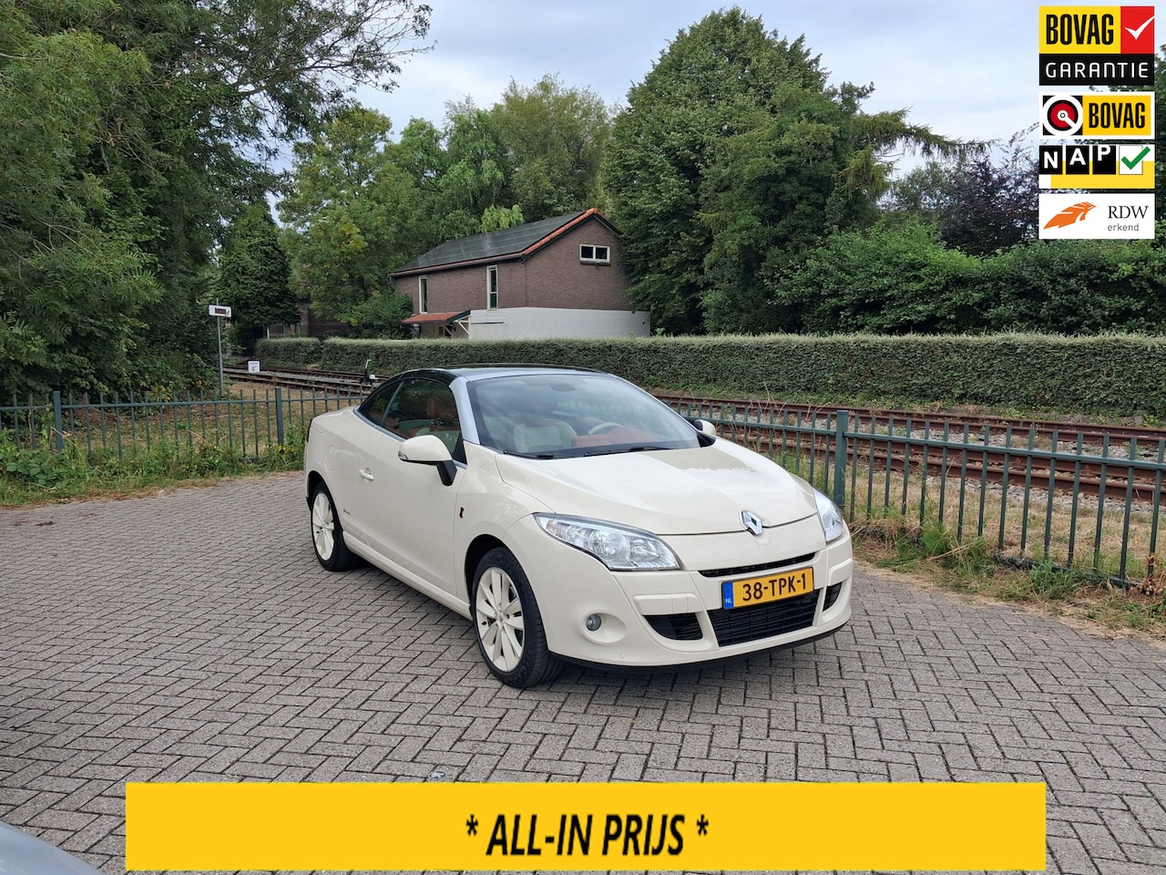Renault Mégane coupé cabriolet - 1.4 TCE Floride 92000km! airco navi 1e eigenaar! ALLINPRIJS - AutoWereld.nl