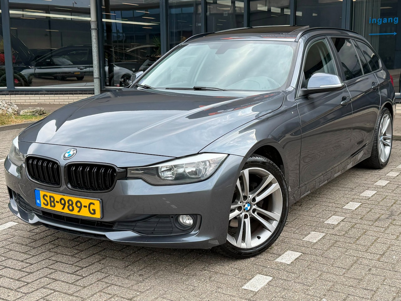 BMW 3-serie Touring - 316i Executive / Panoramadak - AutoWereld.nl