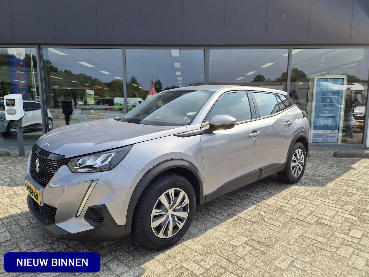 Peugeot 2008 - 1.2 PureTech Active 1.2 PureTech Active - AutoWereld.nl