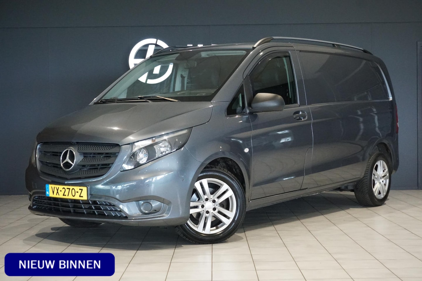 Mercedes-Benz Vito - 114 CDI AUT. +  EURO6 / CAMERA / TREKHAAK 2500 KG / NAVIGATIE / CRUISE CONTROL - AutoWereld.nl