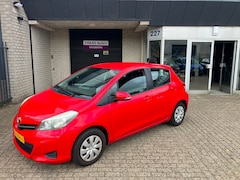 Toyota Yaris - 1.0 VVT-i Aspiration / NWE MODELJAAR / DEALER SERVICED / CAMERA / AIRCO