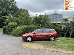 Renault Mégane Grand Tour - 2.0-16V Business Line