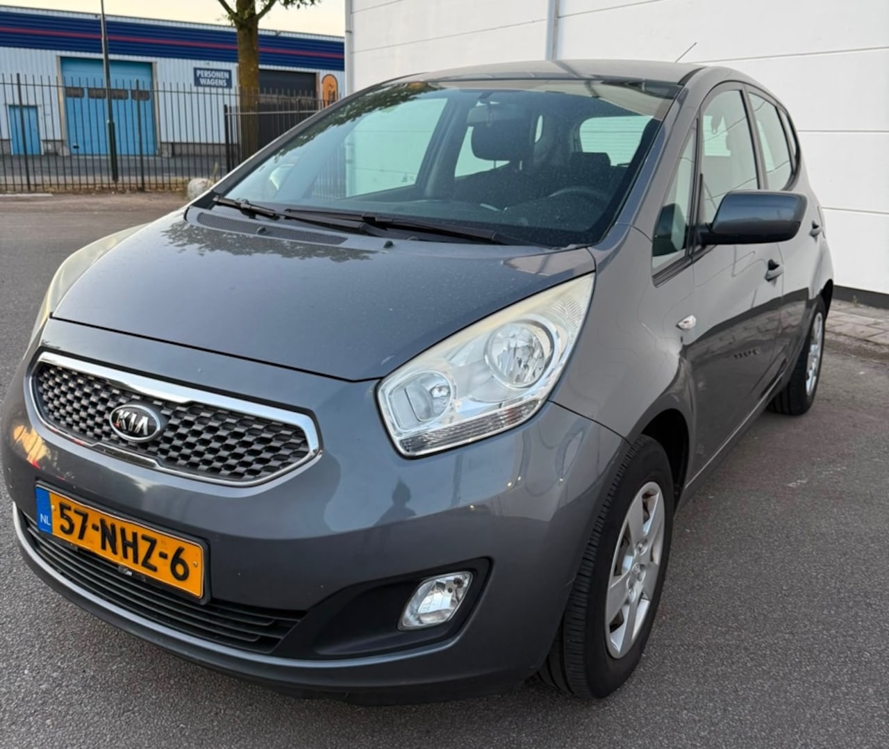 Kia Venga - 1.4 CVVT X-tra Nap Airco Cruise Elektrische Ramen Parkeersensoren - AutoWereld.nl