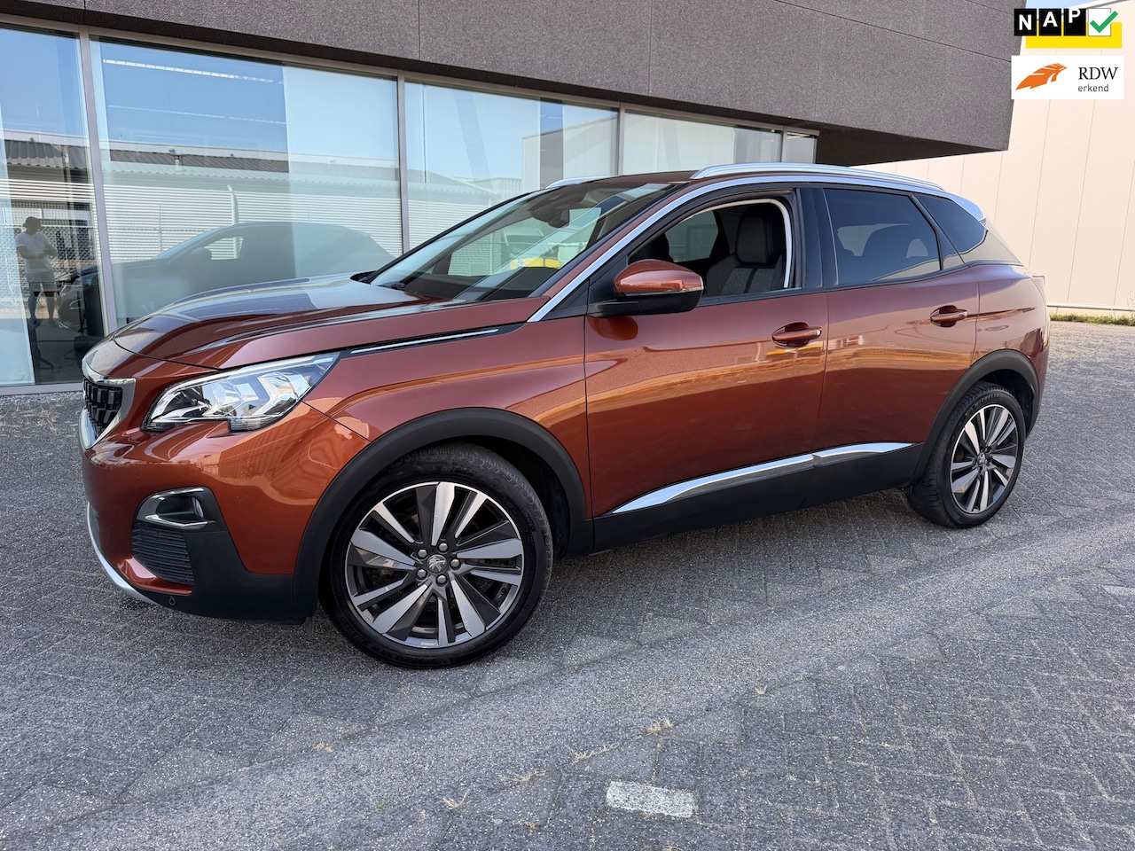 Peugeot 3008 - 1.2 PureTech Première CLIMAT. BJ 12 -2016. APK 12-2026 - AutoWereld.nl