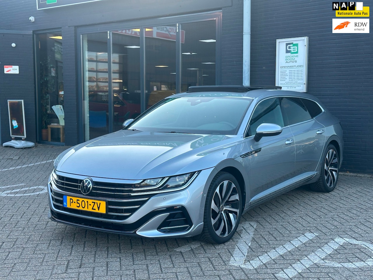 Volkswagen Arteon Shooting Brake - 1.4 TSI eHybrid R-Line Business+/1STE EIG/PANO-DAK/CAMERA/CARPLAY/NL-AUTO NAP!! - AutoWereld.nl
