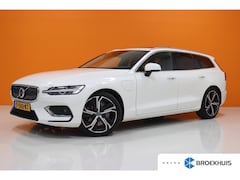 Volvo V60 - 2.0 T8 Twin Engine AWD Inscription | Pano | Leer | Trekhaak |