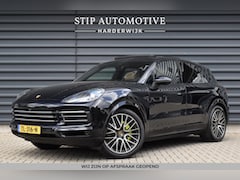 Porsche Cayenne - 3.0 E-Hybrid 462pk Sport Chrono | Pano | Trekhaak | 360 Camera | Bose | Stuurverwarming |