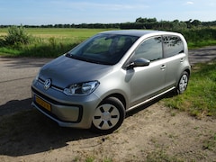 Volkswagen Up! - 1.0 BMT move up! Met executive pakket