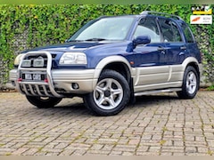 Suzuki Grand Vitara - 2.5 V6 Automaat 4x4 Trekhaak Airco cruise APk