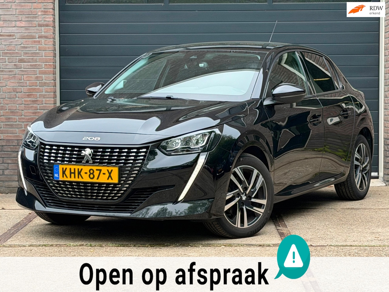 Peugeot 208 - Allure 100pk | Stoelverwarming | Carplay/AndroidAuto | Parkeercamera - AutoWereld.nl
