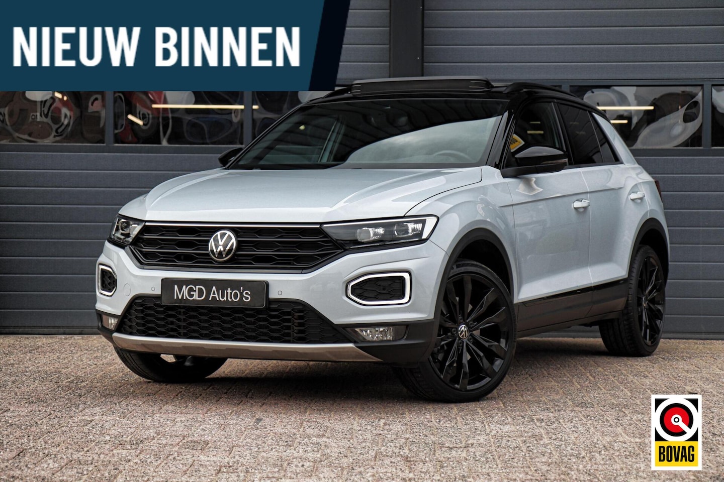 Volkswagen T-Roc - 1.5 TSI Sport |LED|PANODAK|CARPLAY|CAMERA|VIRTUAL|STOELVERW|ELEK. KLEP! - AutoWereld.nl