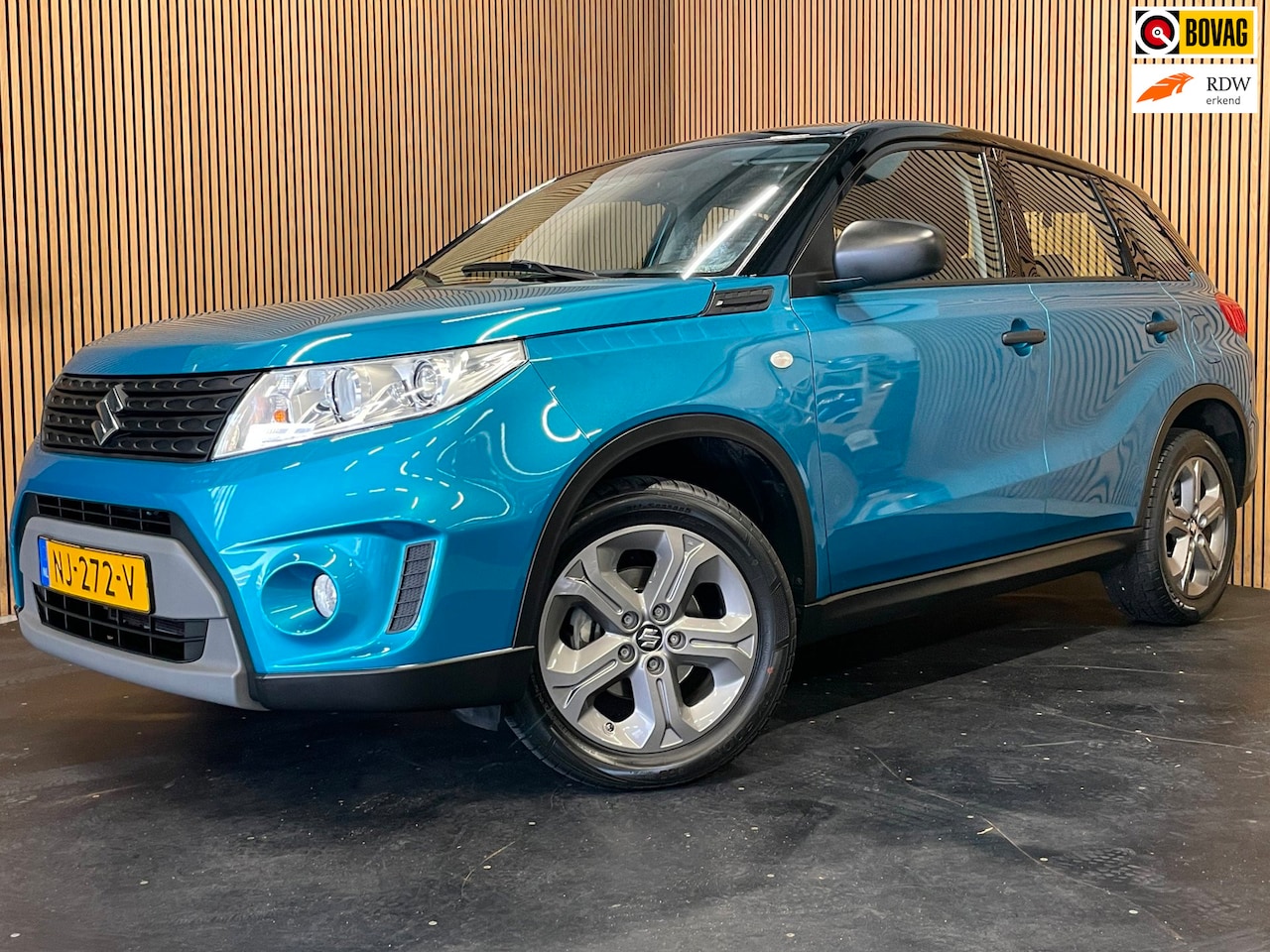 Suzuki Vitara - 1.6|120PK|BLACK&BLUE|AIRCO|ELEK.RAMEN+SPIEGELS|START/STOP|BLUETOOTH|PDC-A|USB/AUX|RADIO/CD - AutoWereld.nl