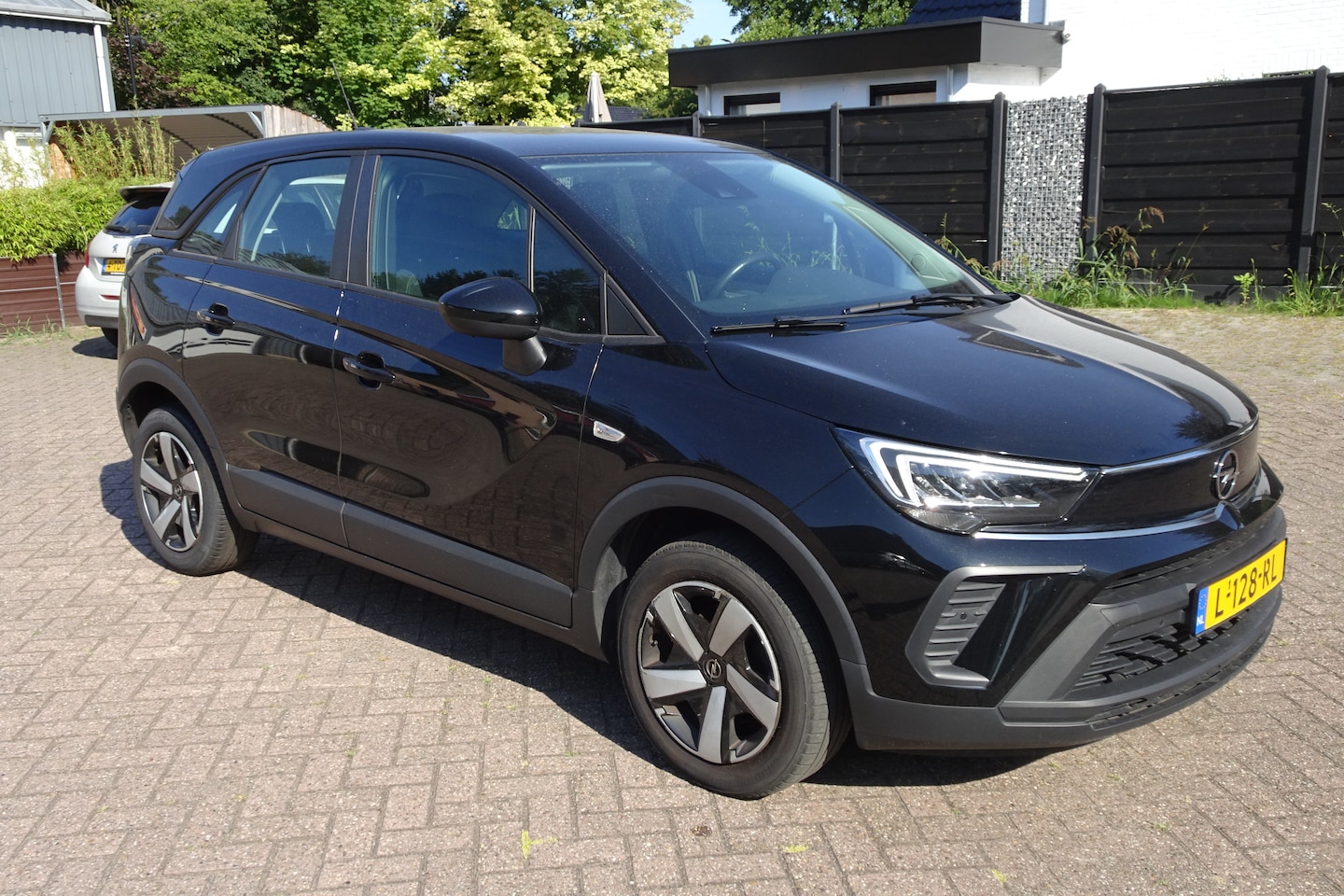 Opel Crossland - 1.2 Turbo Edition 110 pk* 5 Drs * AIRCO * NAVI * CAMERA * Cr.Control * - AutoWereld.nl