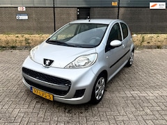Peugeot 107 - 1.0-12V Urban Move *AIRCO-MOTOR 145.000KM