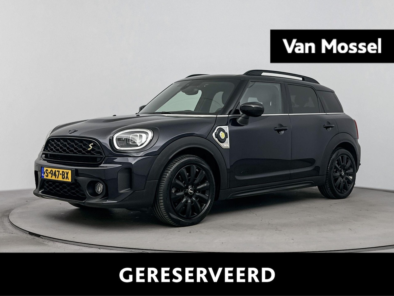 MINI Countryman - 1.5 Cooper SE ALL4 224PK | Head-Up Display | Afneembare Trekhaak | Achteruitrijcamera | St - AutoWereld.nl