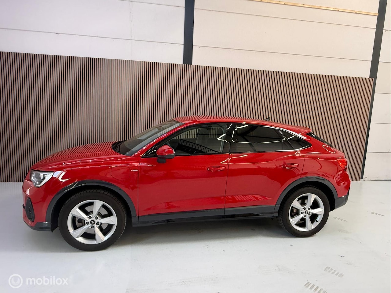 Audi Q3 - 45 TFSI e S Edition 45 TFSI e S edition - AutoWereld.nl