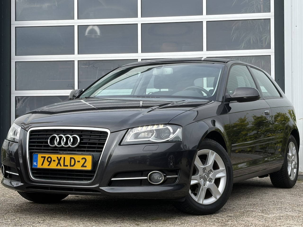 Audi A3 Sportback - 1.2 TFSI Attraction Advance 105pk | Audio-navigatie full map | Bi-xenon koplampen | Cruise - AutoWereld.nl