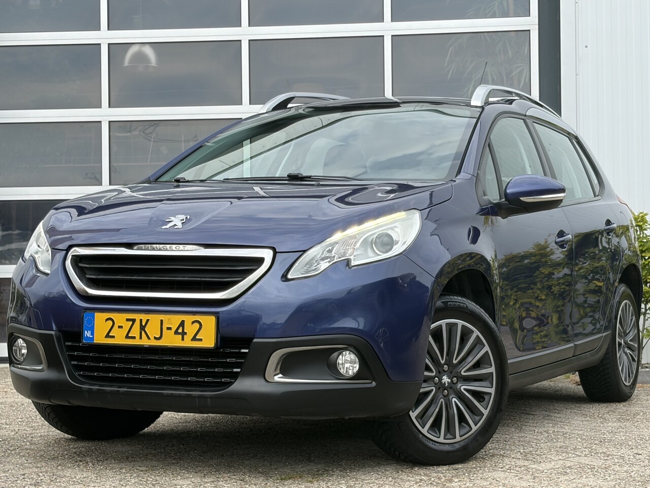 Peugeot 2008 - 1.2 PureTech Active 82pk | Nieuwe Distributieriem | Airco | Bluetooth | Cruise control | I - AutoWereld.nl