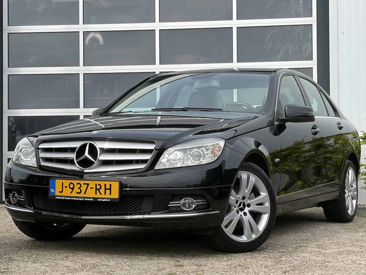 Mercedes-Benz C-klasse - 200 K Business Class Avantgarde 184pk | Airco automatisch | Lichtmetalen velgen 17" | Navi - AutoWereld.nl
