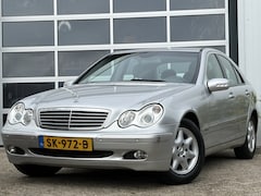 Mercedes-Benz C-klasse - 220 CDI Elegance 136pk | Audio-navigatiesysteem | Cruise control | Lederen bekleding | Par