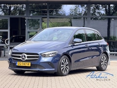 Mercedes-Benz B-klasse - 180 Business Solution Plus | Automaat | Clima | Camera | Stoelverwarming | Nederlandse Aut