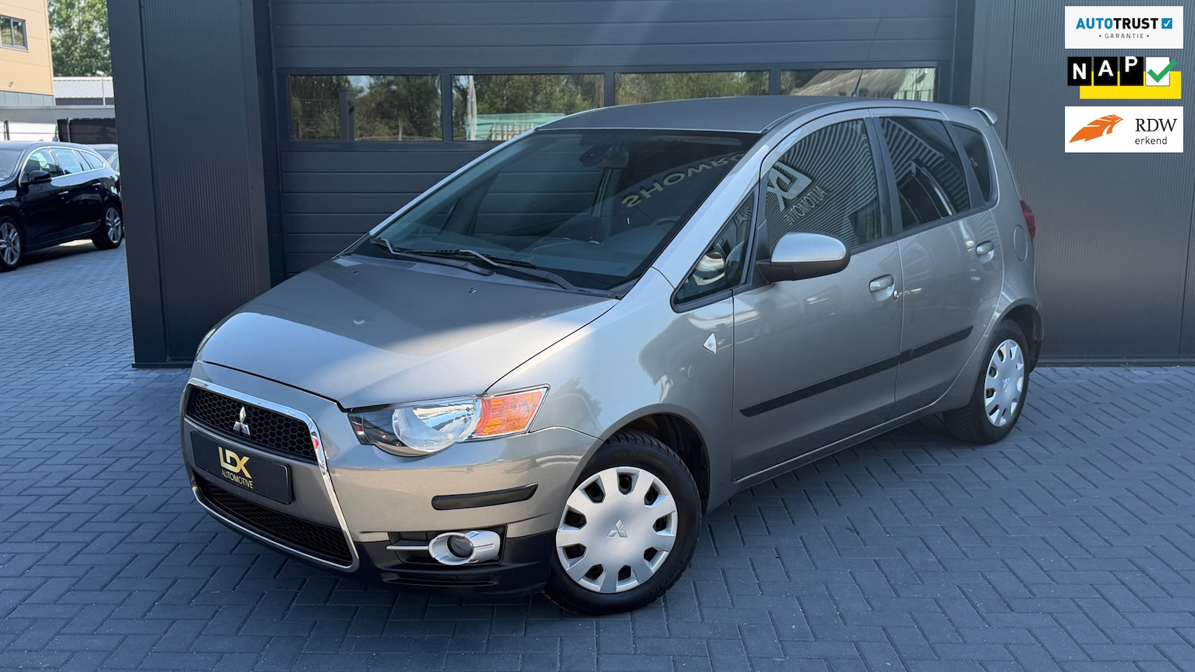 Mitsubishi Colt - 1.3 Edition Two Airco|Automaat|PDC Achter - AutoWereld.nl